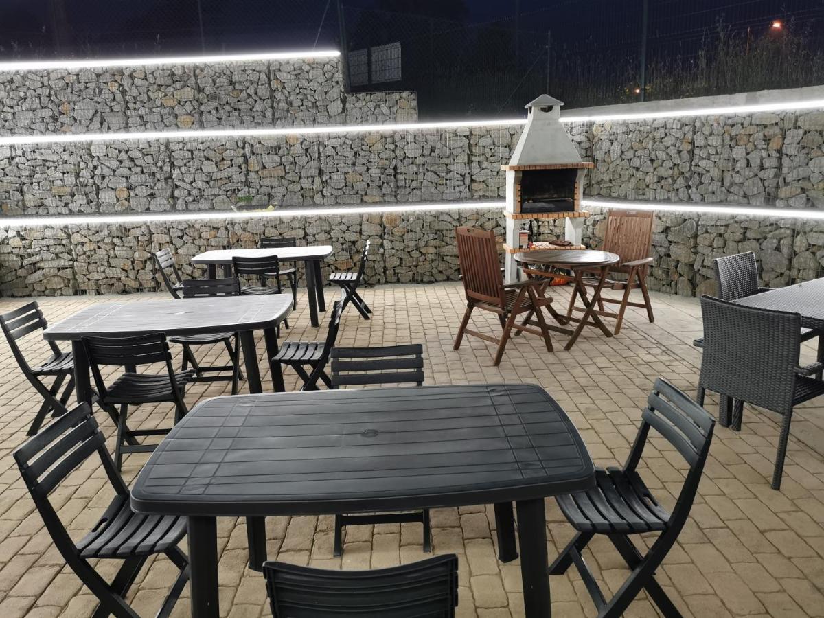 Los Tres Abetos Arzúa Exterior foto